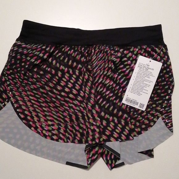 Lululemon Rare Special Edition NWT Seawheeze Find Your Pace HR Short 3" … - Picture 1 of 4